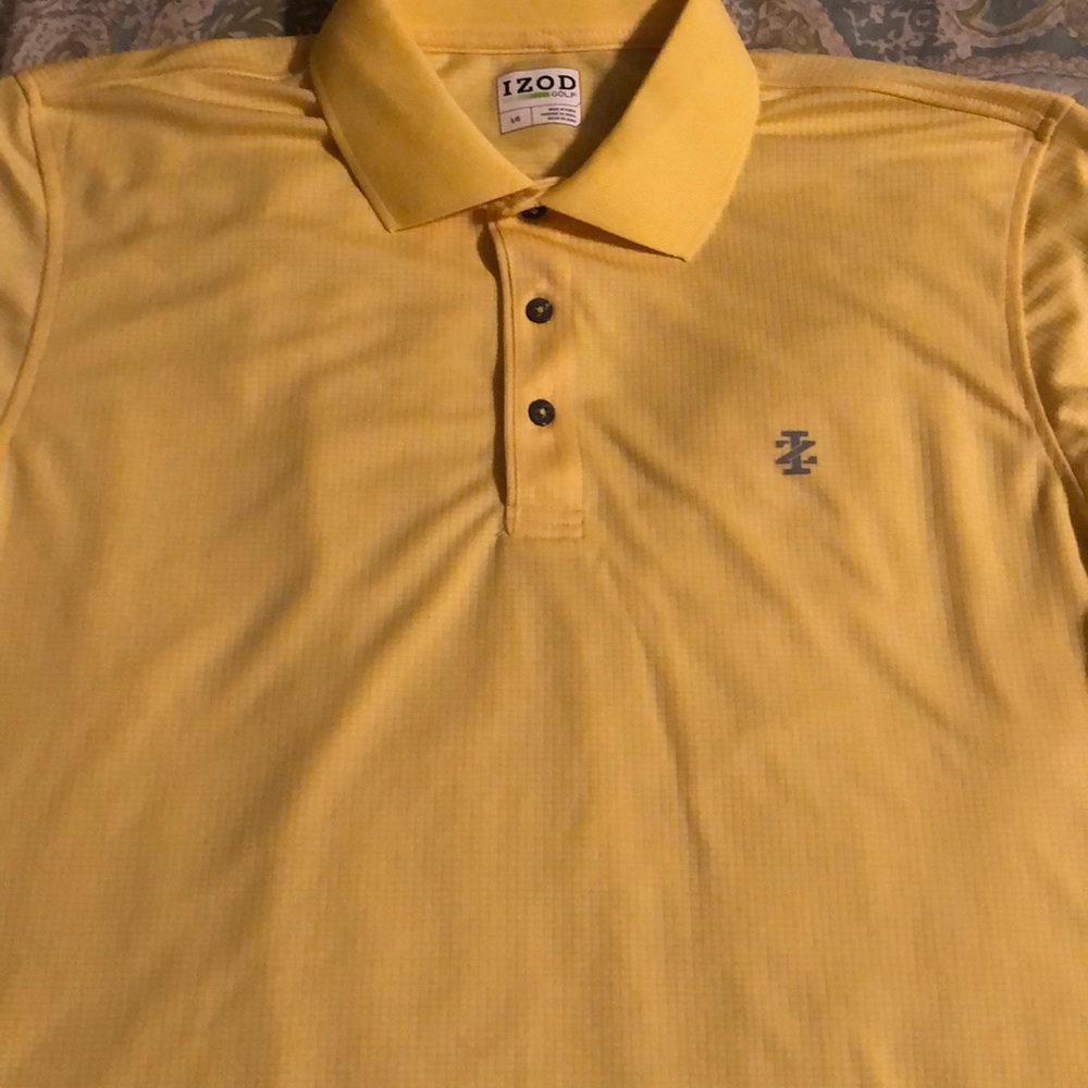 Men’s Izod golf shirt